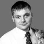 Петр Офицеров